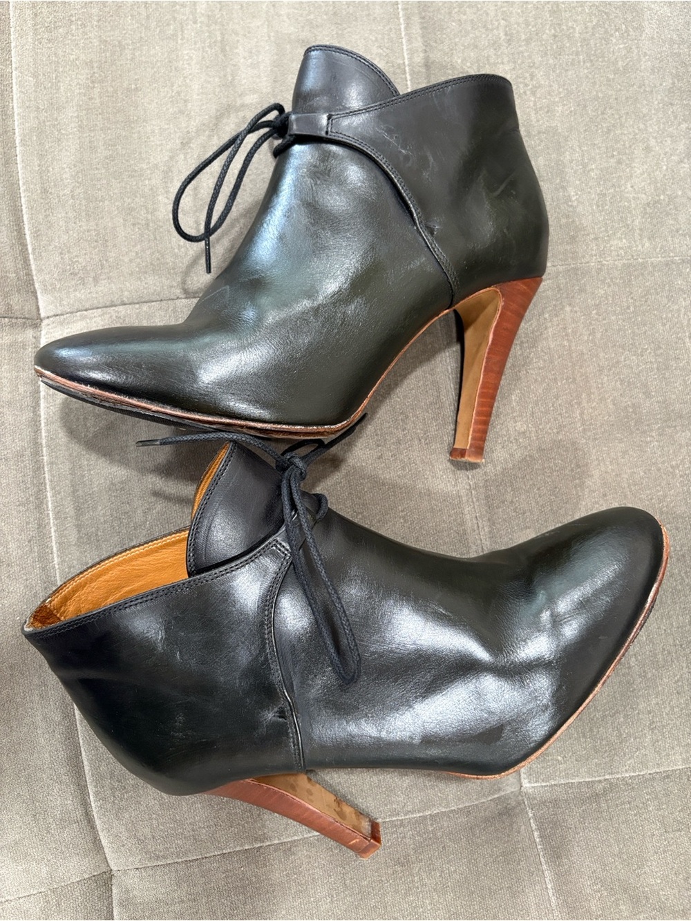 Sezane Black Leather Heeled Lace Up Hunters Booties, Size Euro 41/ US Size 40